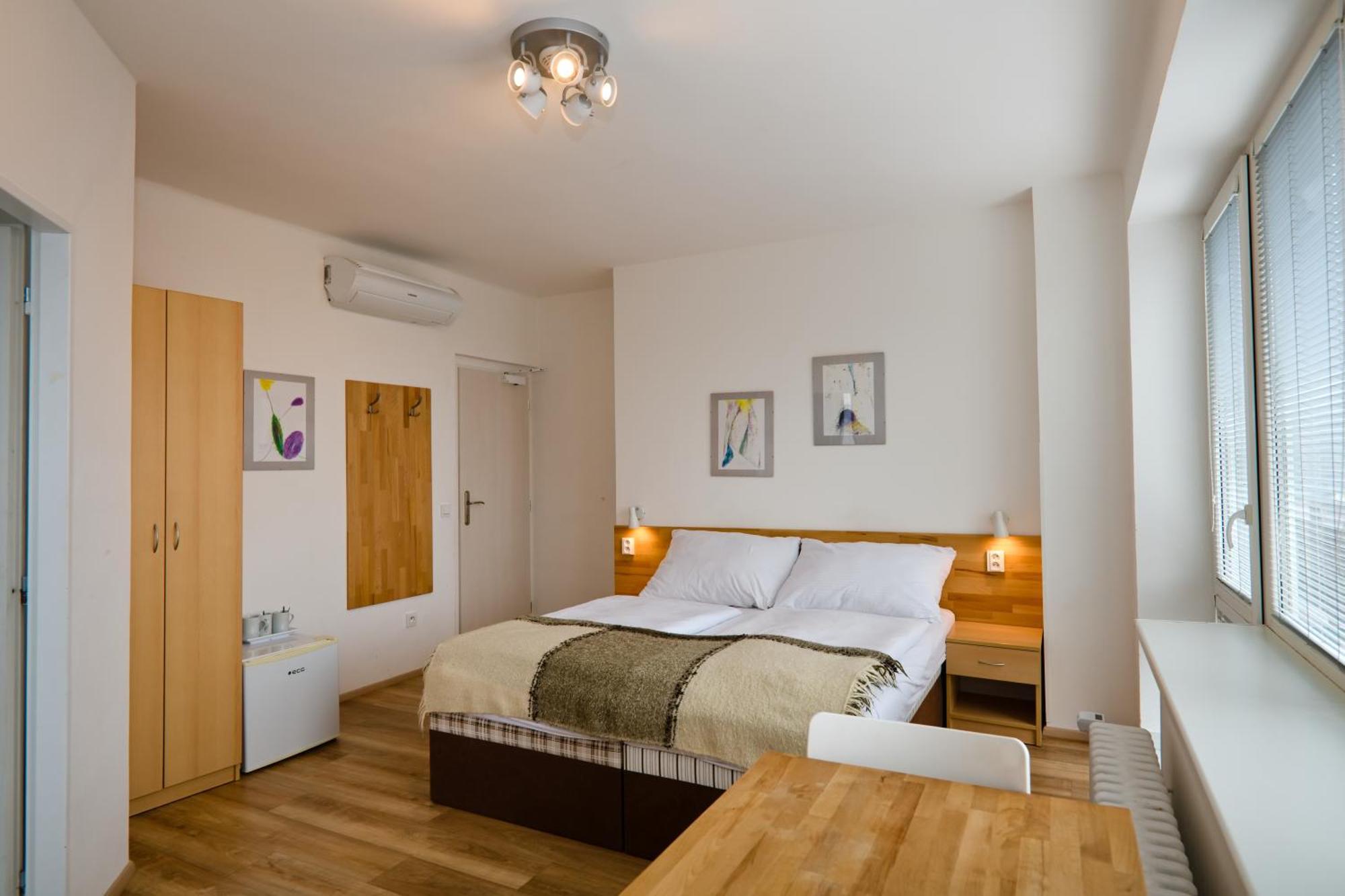 Wellness Vila Bohemia Prague Exterior photo